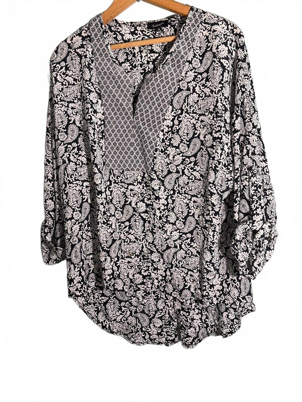 Tolani Women's Black and White Paisley Pattern Blouse Size M